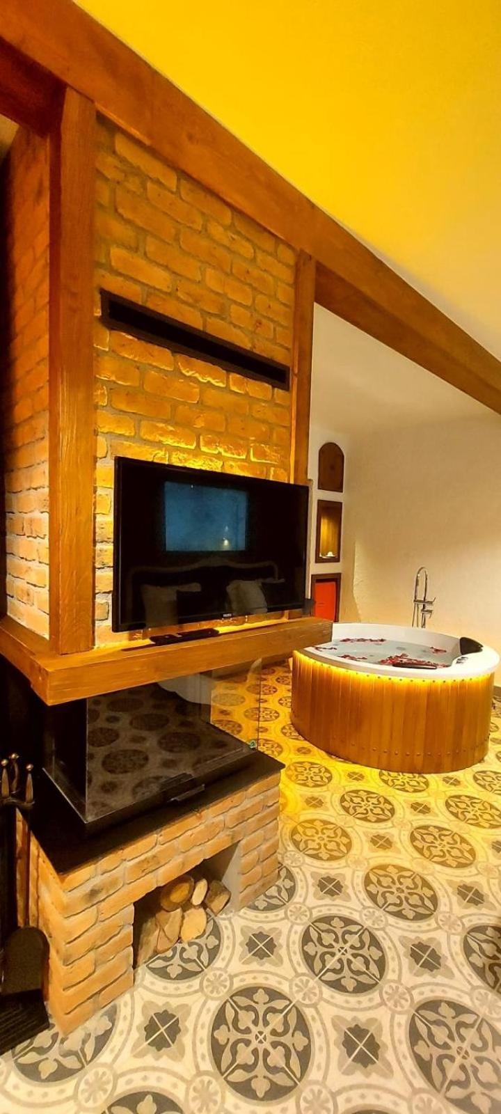Ida Colors Hotel Altınoluk Εξωτερικό φωτογραφία